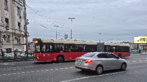 Promenljivo oblačno i suvo